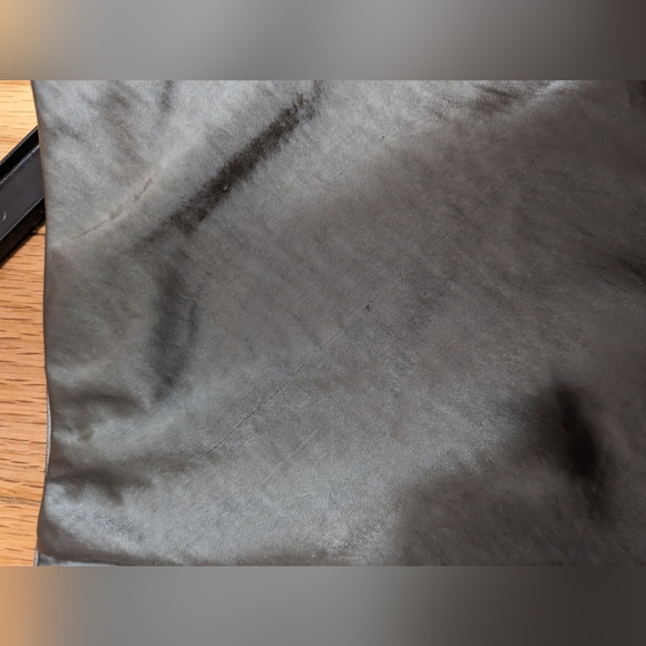 12. NWT L'ACADEMIE TABITHA SKIRT IN SLATE GRAY - Picture 8 of 10